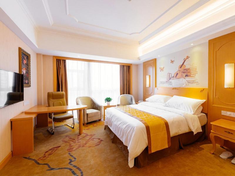 ניאו בה ליאן Vienna International Hotel Shanghai Pudong New District Dishui Lake Univeristy City מראה חיצוני תמונה