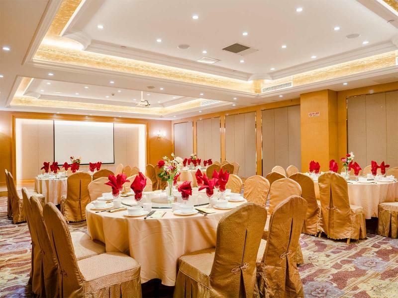 ניאו בה ליאן Vienna International Hotel Shanghai Pudong New District Dishui Lake Univeristy City מראה חיצוני תמונה